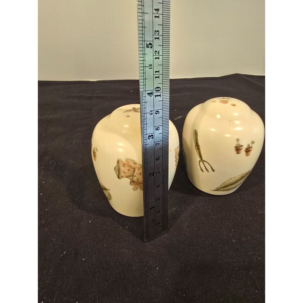 Pfaltzgraff Naturewood Salt & Pepper Shakers – Herb Print Stoneware