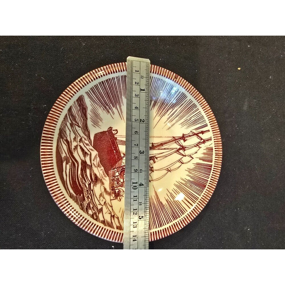 Rockwell Kent Moby Dick Dessert Bowl – Vernon Kilns – 5.5" Brown