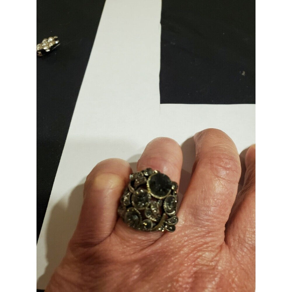 Vintage Black Stone and Rhinestone Ring Size 8.5