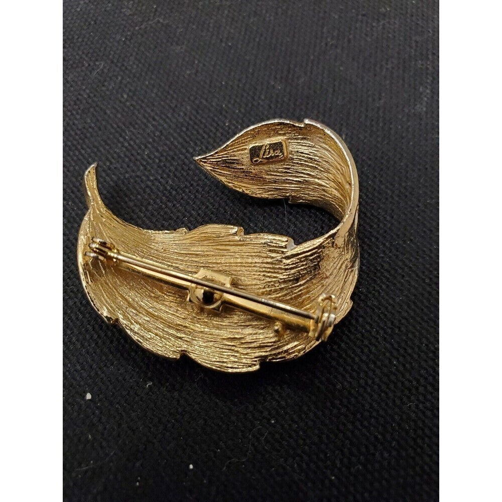 Vintage Signed Lisa Costume Jewelry Leaf - Gold Tone Brooch/Pin
