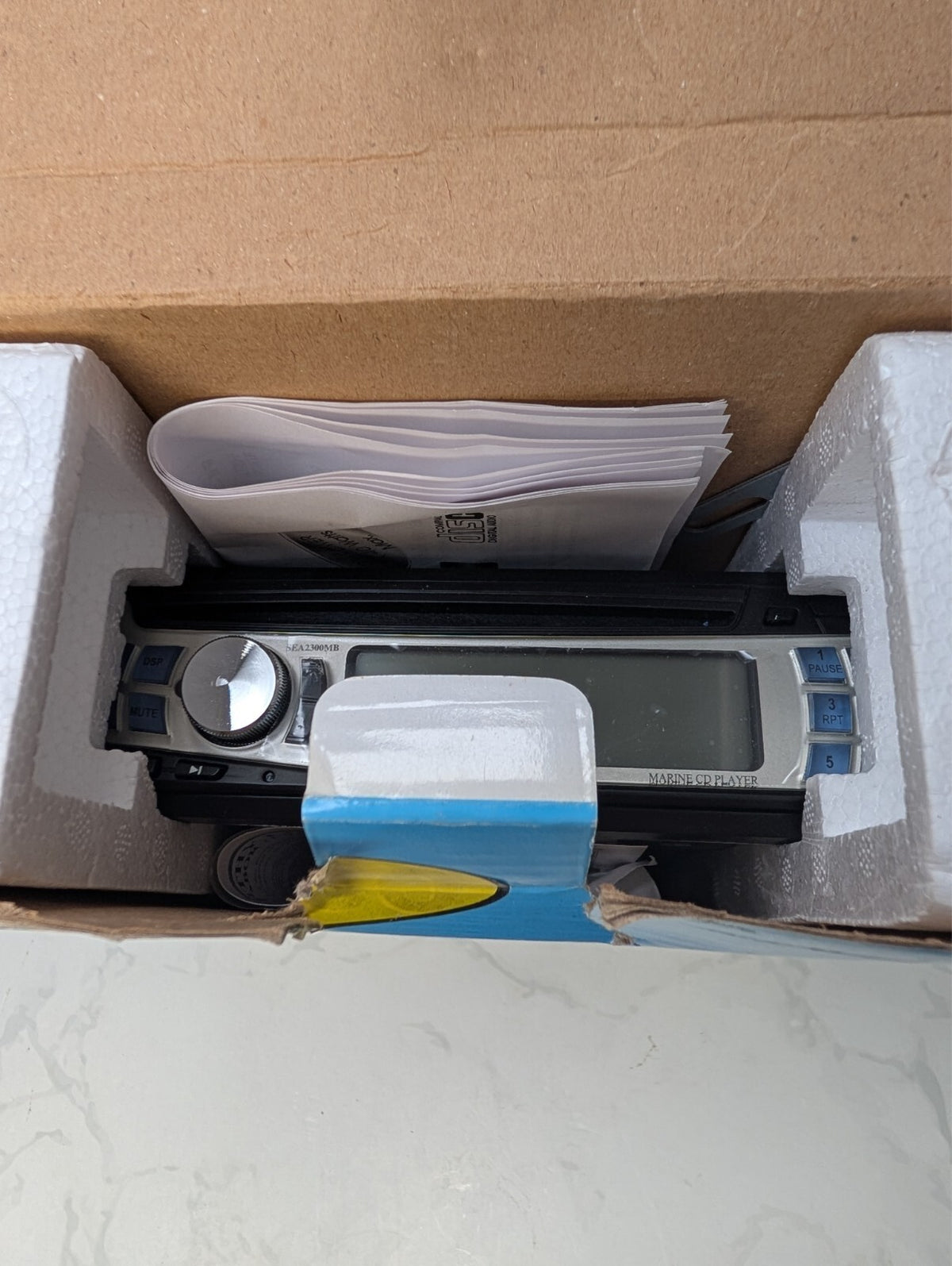 SeaWorthy SEA2300MB Marine AM/FM CD Receiver NOS 4x40W Prospec 2006