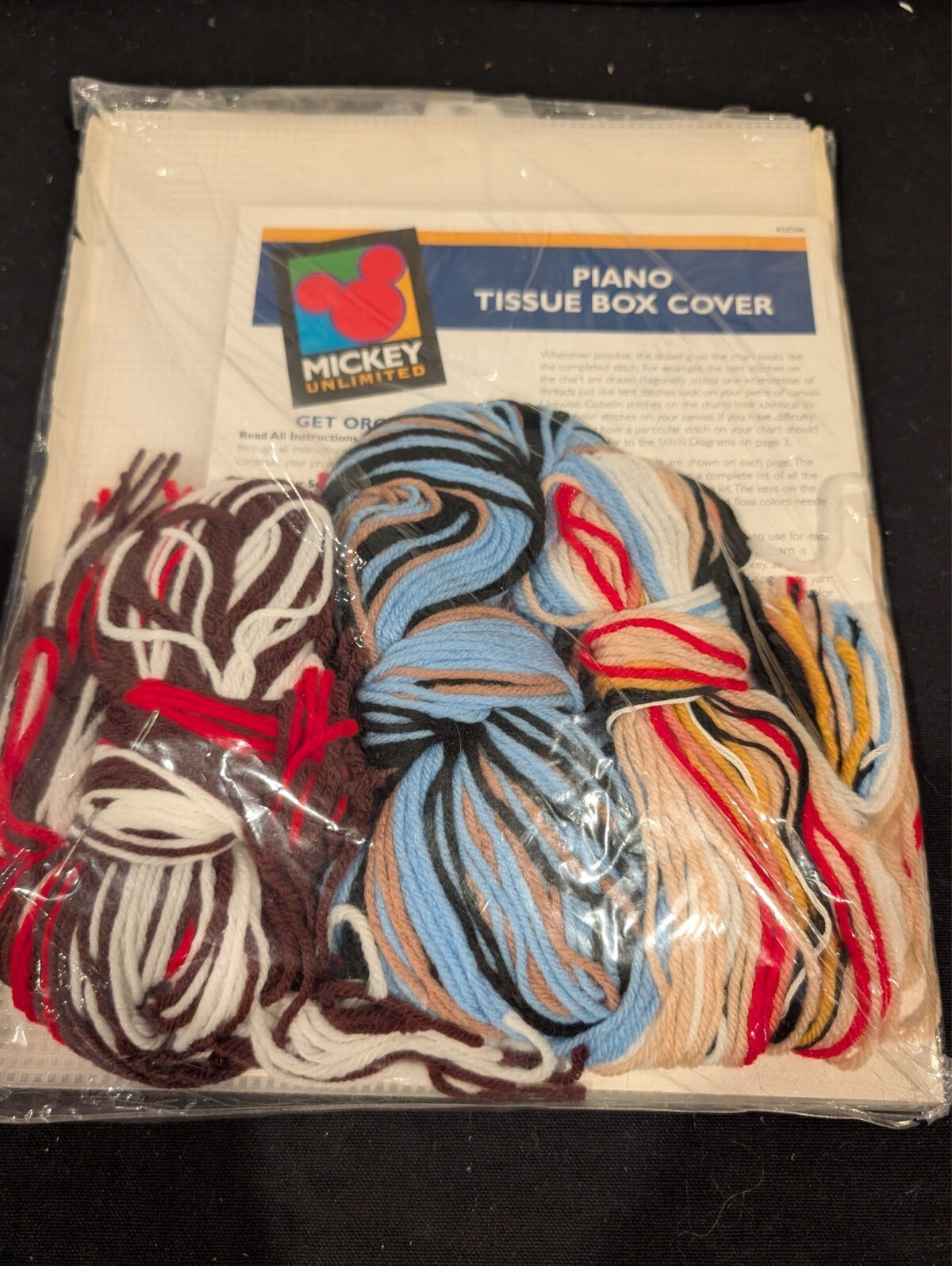 4 Herrschners Birdhouse Porch Flag Plastic Canvas Kits Chickadees Wildflowers