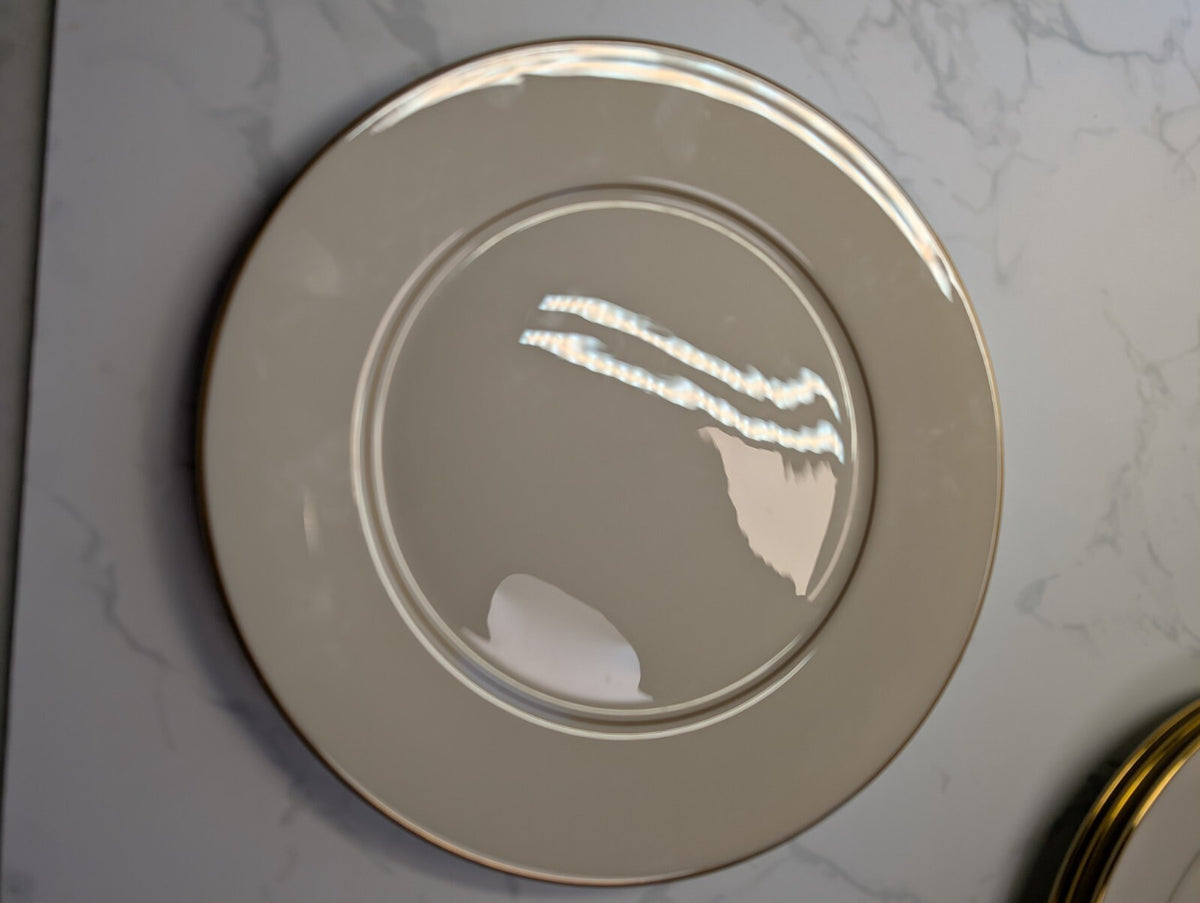 Lenox Hayworth Dinner Plates Set of 4 Ivory Gold Trim 10.5 in USA