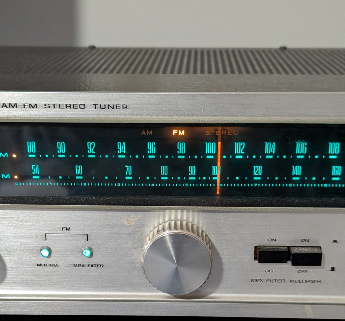 Kenwood KT-7001 AM FM Stereo Tuner Solid State Wood Case Audio HiFi 1970s