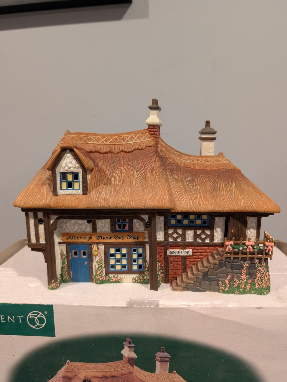 Dept 56 Dickens Village Aldeburgh Music Box Shop Gift Set 58442 Complete Box
