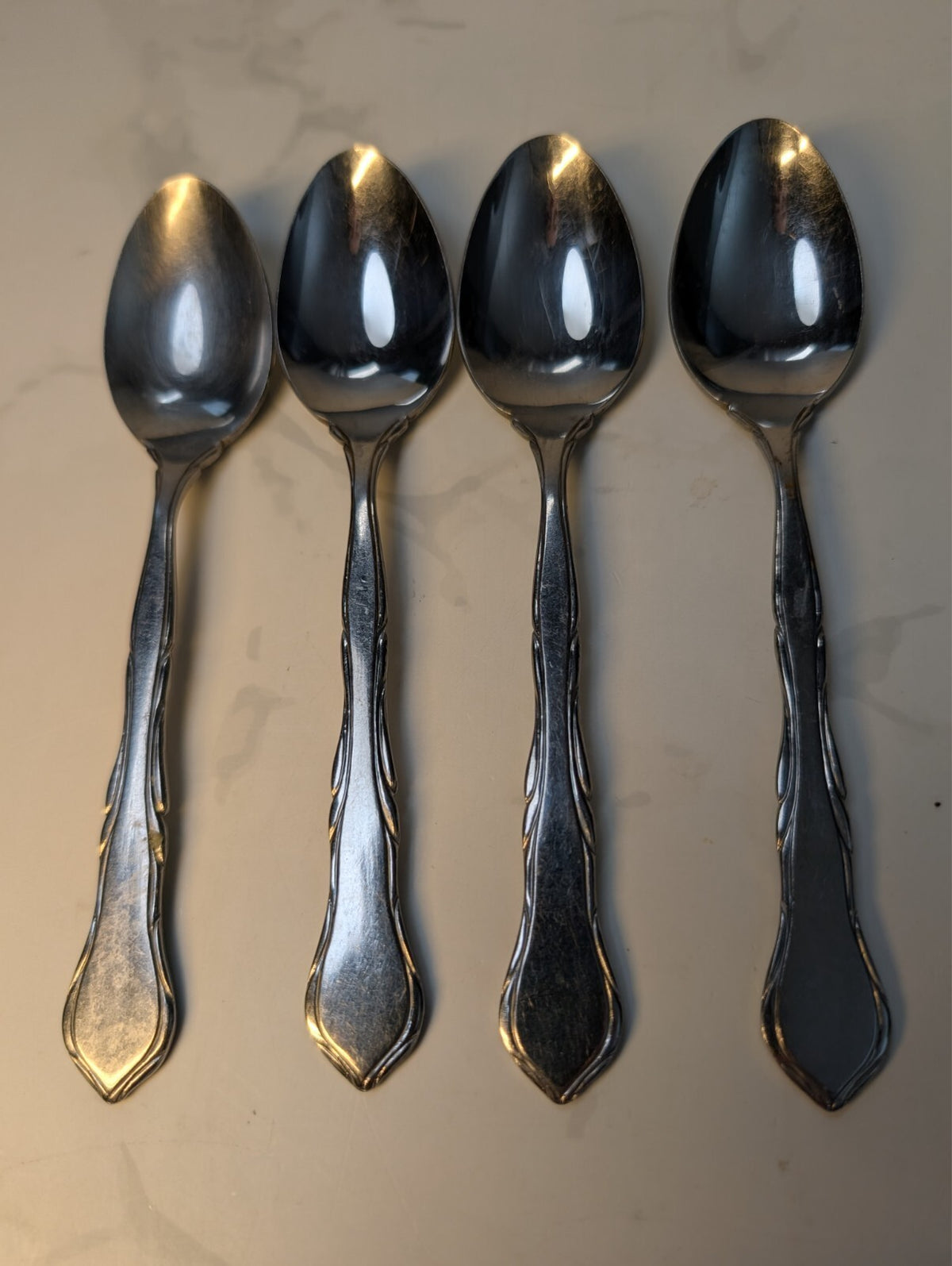 Reed & Barton Pompeii Stainless Steel Teaspoons Set of 4 Replacement Flatware