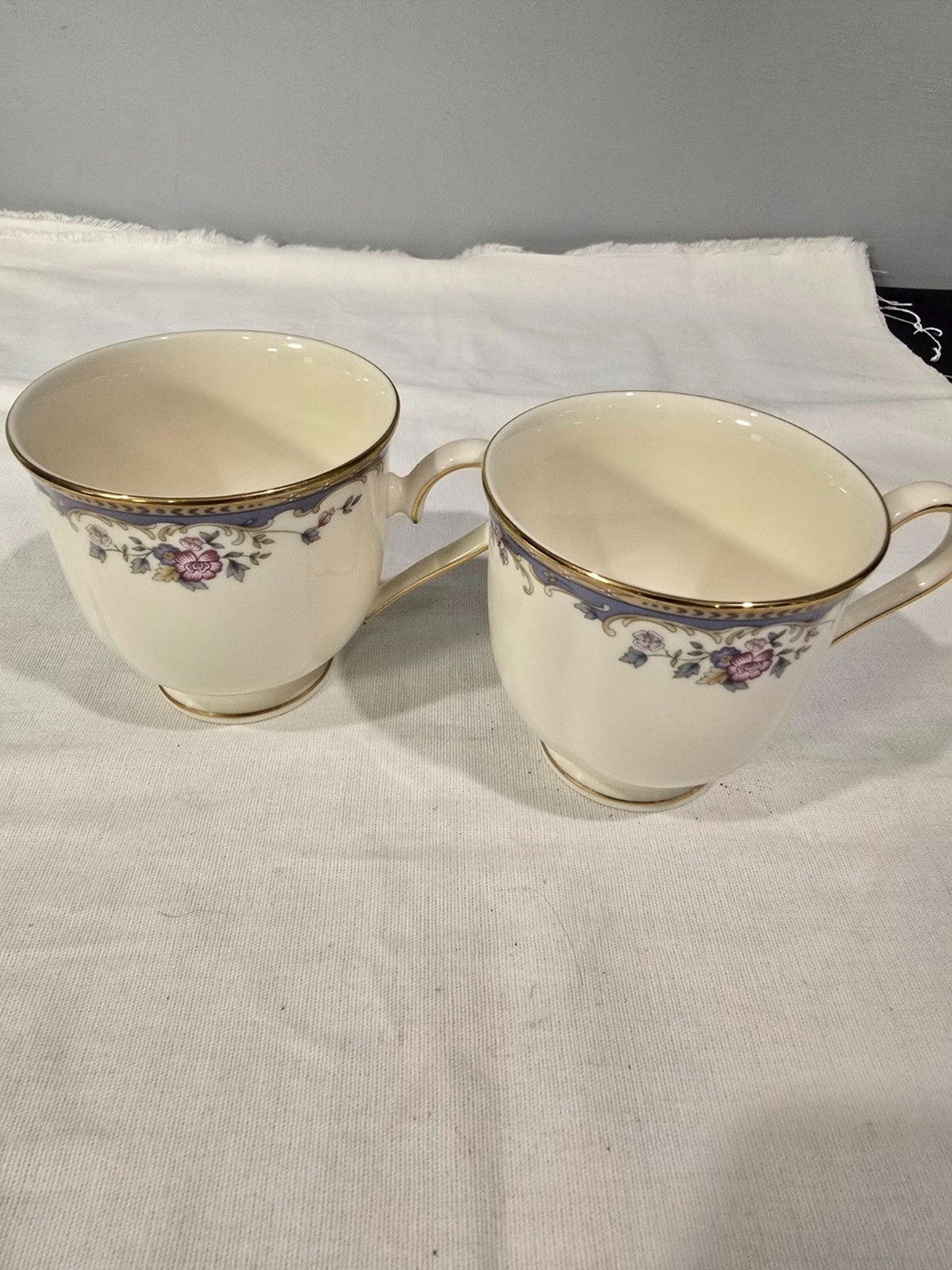 Lenox Southern Vista Cup & Saucer Set Floral Blue Gold Trim