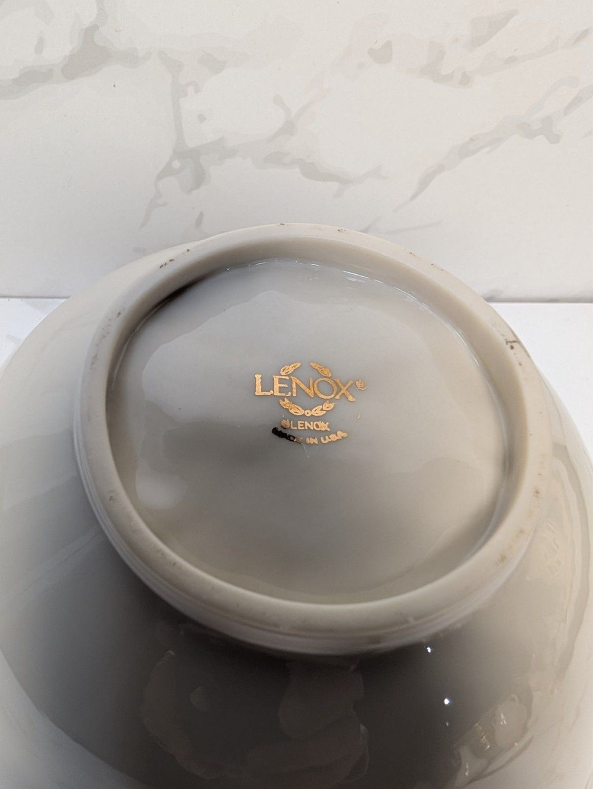 Lenox Pierced Ivory Gold Trim Serving Bowl Scalloped Edge 8.5in