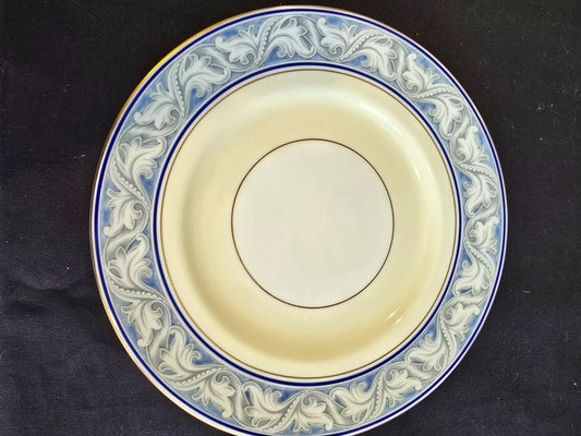 Royal Doulton The Tewkesbury 10" Dinner Plate ~bone china~Made in England-H4811