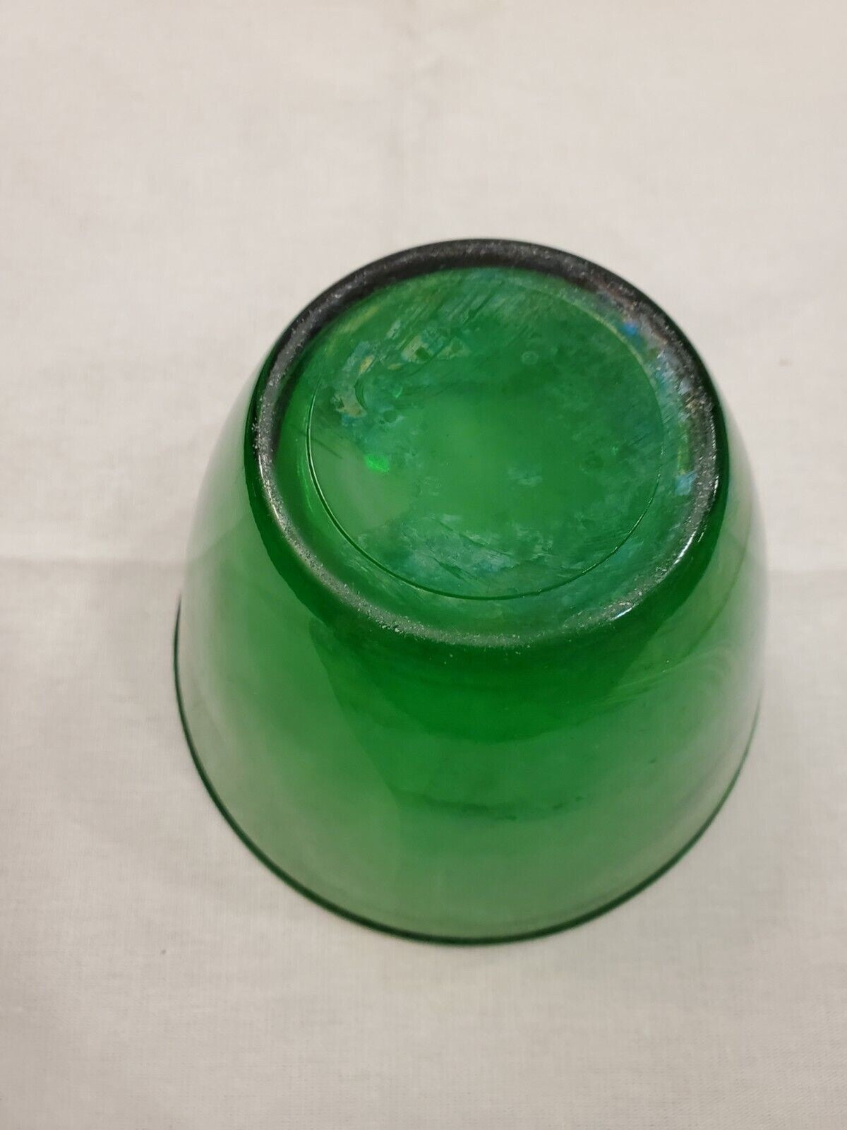 Anchor Hocking Green Splash-proof Bowls Set Of 2, 5.5" wide x 4" tall.