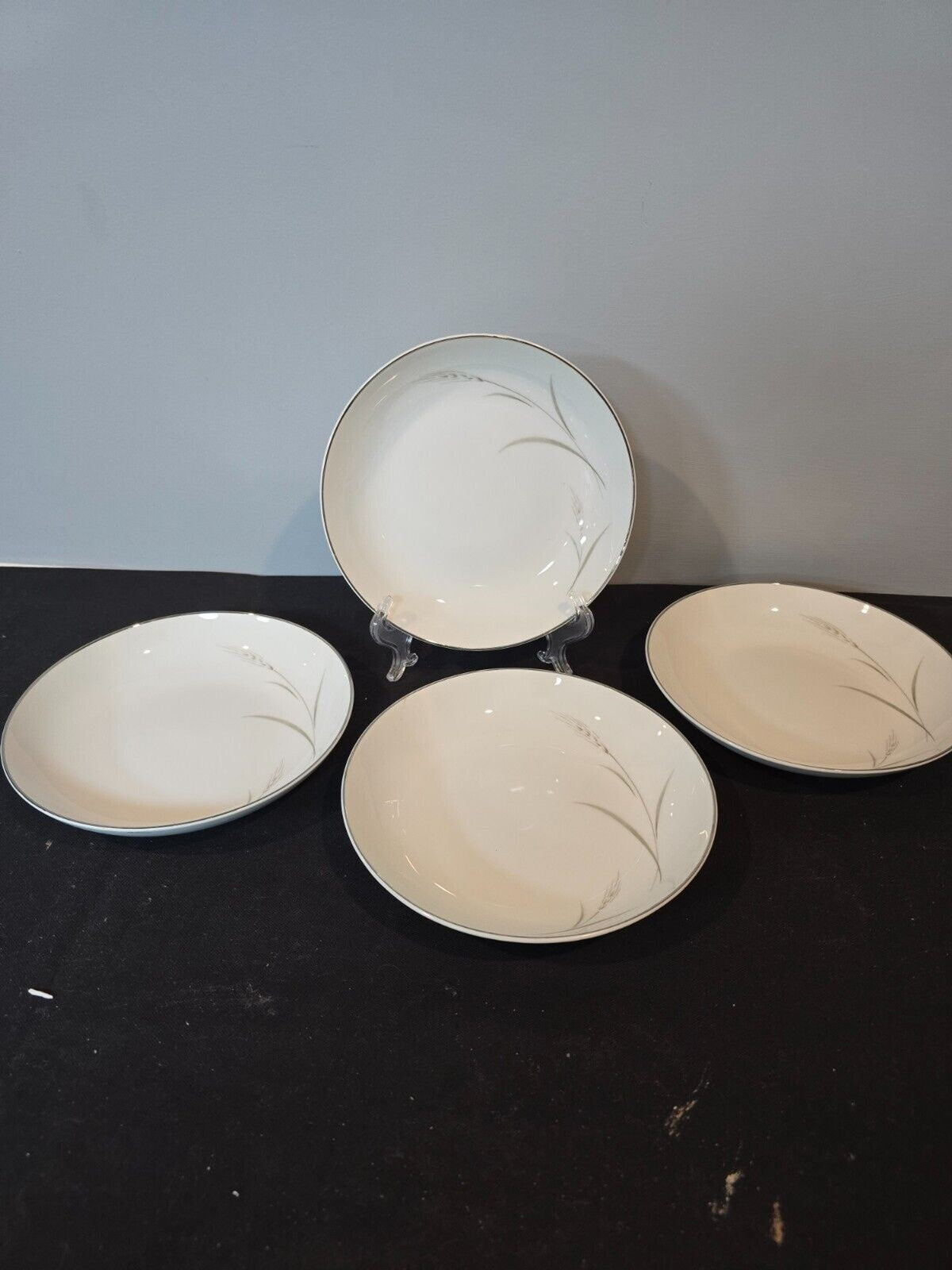 Set of 4  Mikasa Aries 8262 7 3/4" Coup Soup Bowl - Wheat W/Green & Gray Stalk