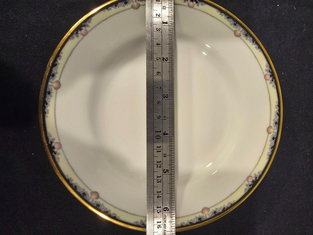 4 Royal Doulton “Rhodes” H.5099 Bread & Butter Plates – English Fine Bone China