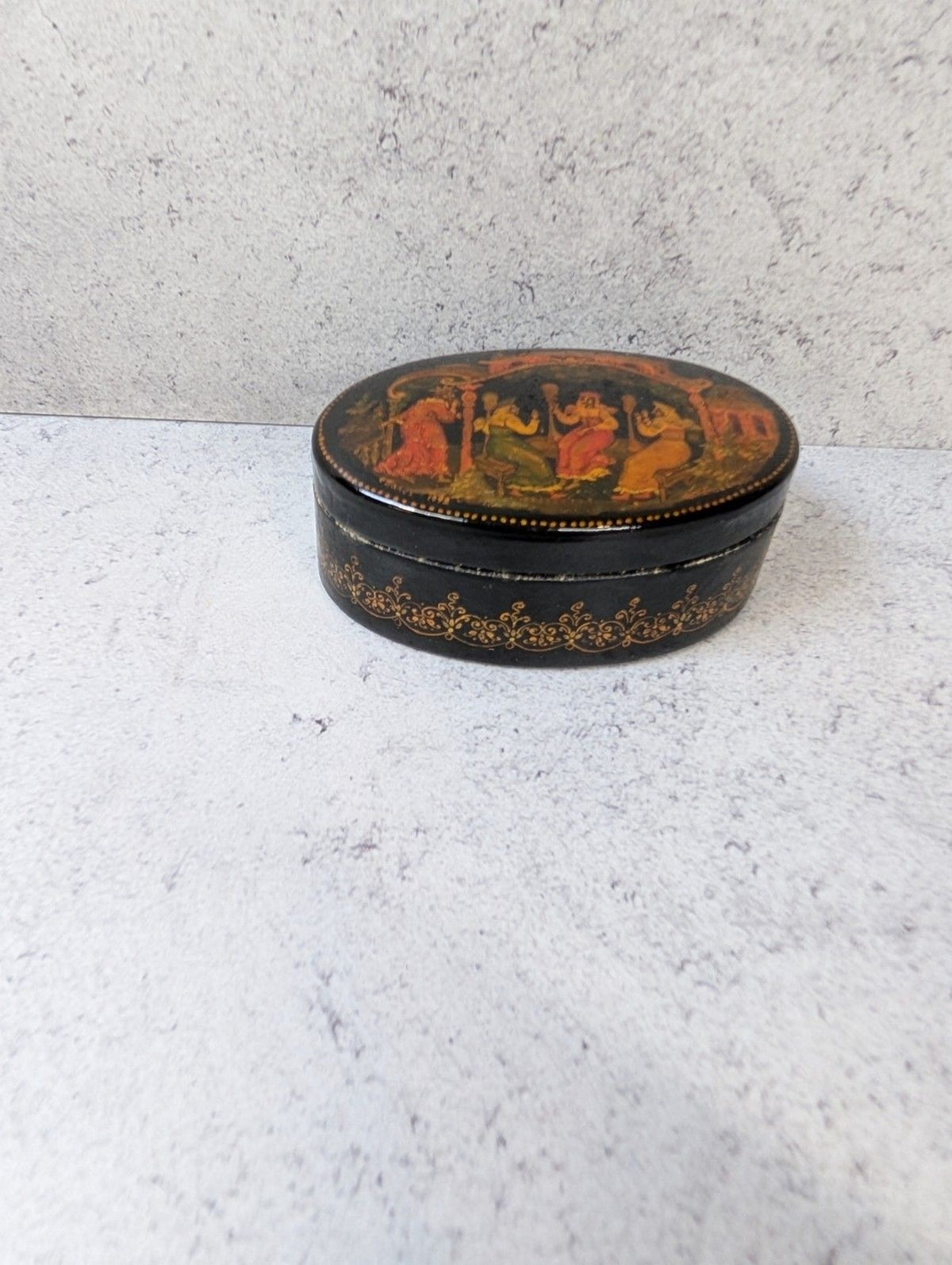 Signed Palekh Russian Lacquer Box w/ Certificate – “Maidens” by Kononova – 1992