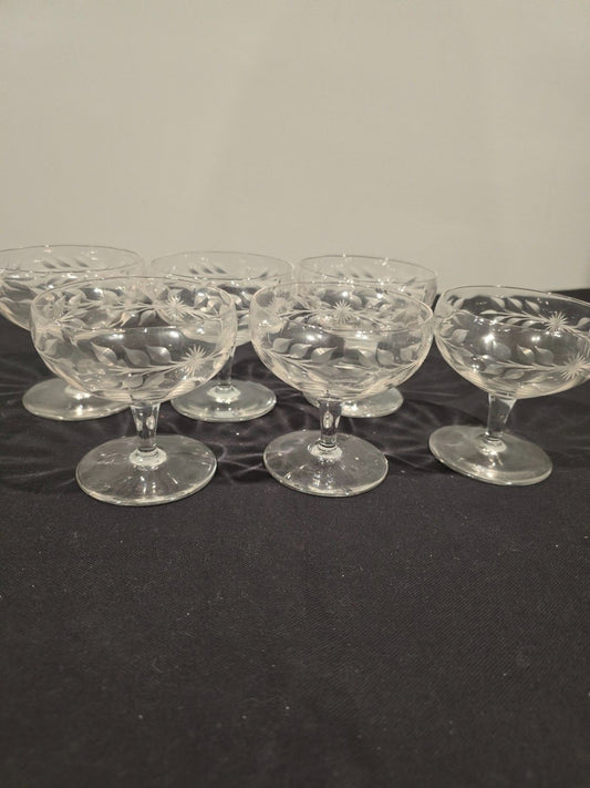 Set of 6 Vintage Etched Coupe Glasses – Mid-Century Starburst & Leaf Design