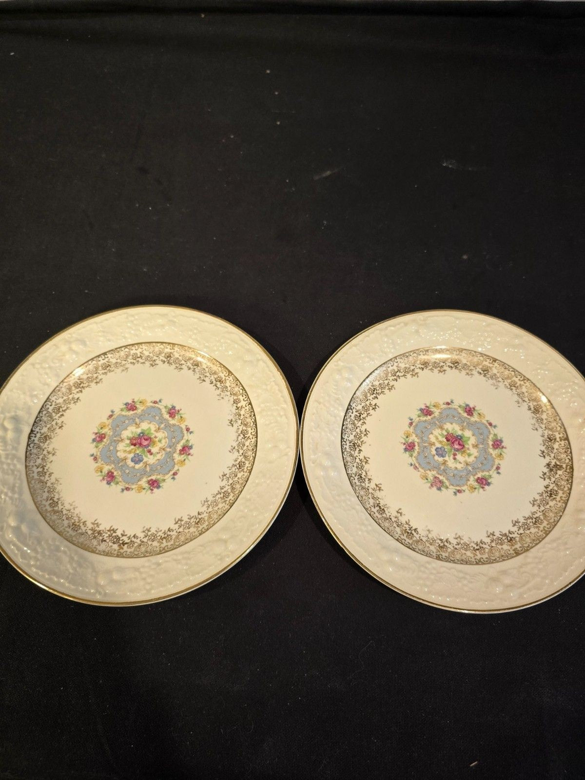 4 Homer Laughlin Theme D6195 Dinner Plates  Eggshell Embossed Gold Floral 1956