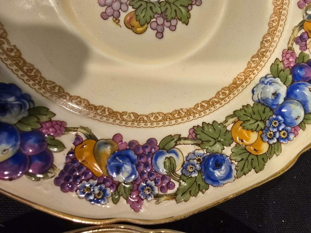 Crown Ducal "Florentine" Cream Soup Bowls with Underplates – Set of 4