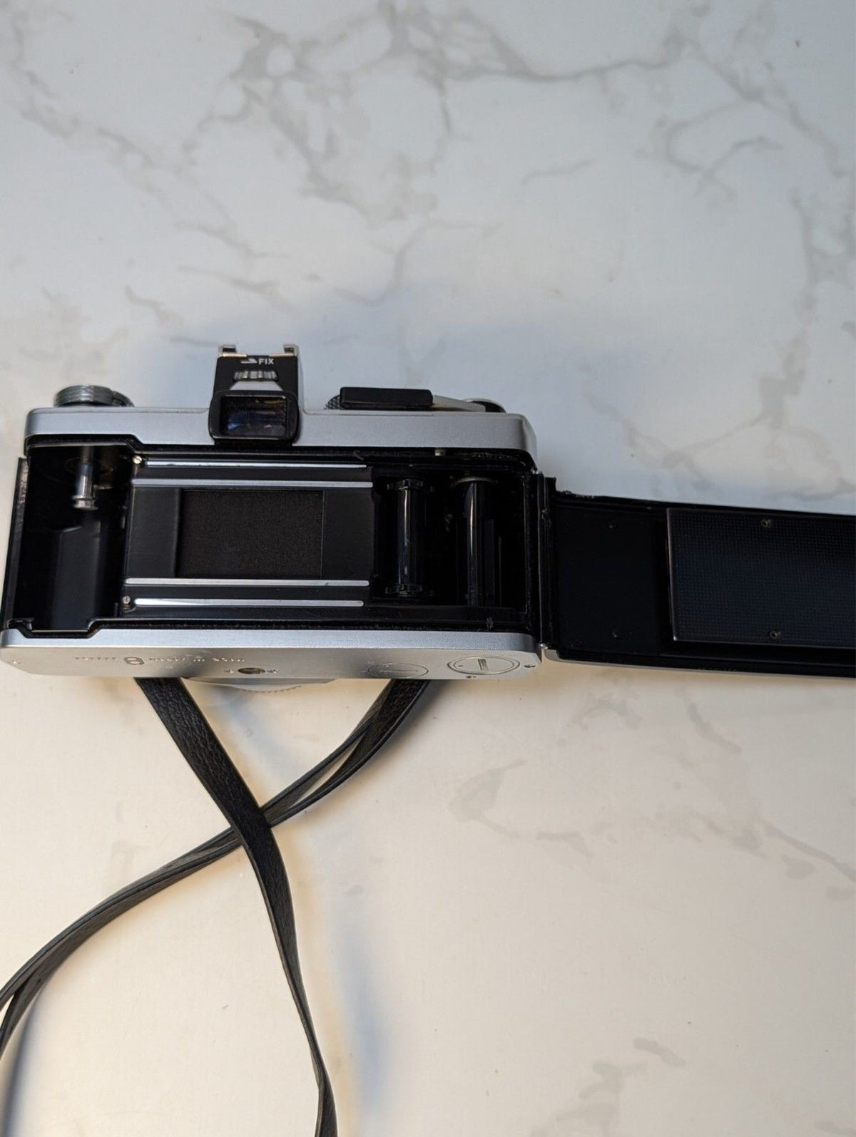 Olympus OM-1 MD 35mm SLR Film Camera Body w/ Original Case Tested Working