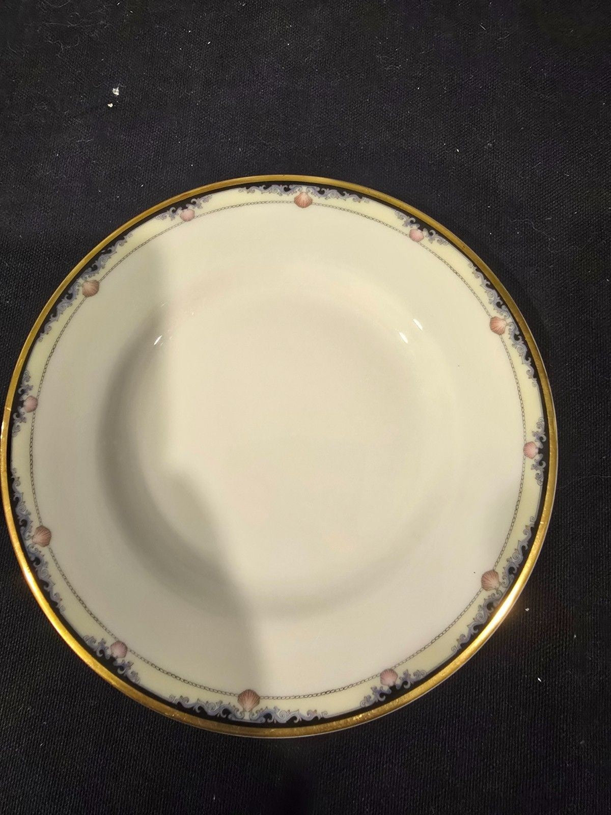 4 Royal Doulton “Rhodes” H.5099 Bread & Butter Plates – English Fine Bone China