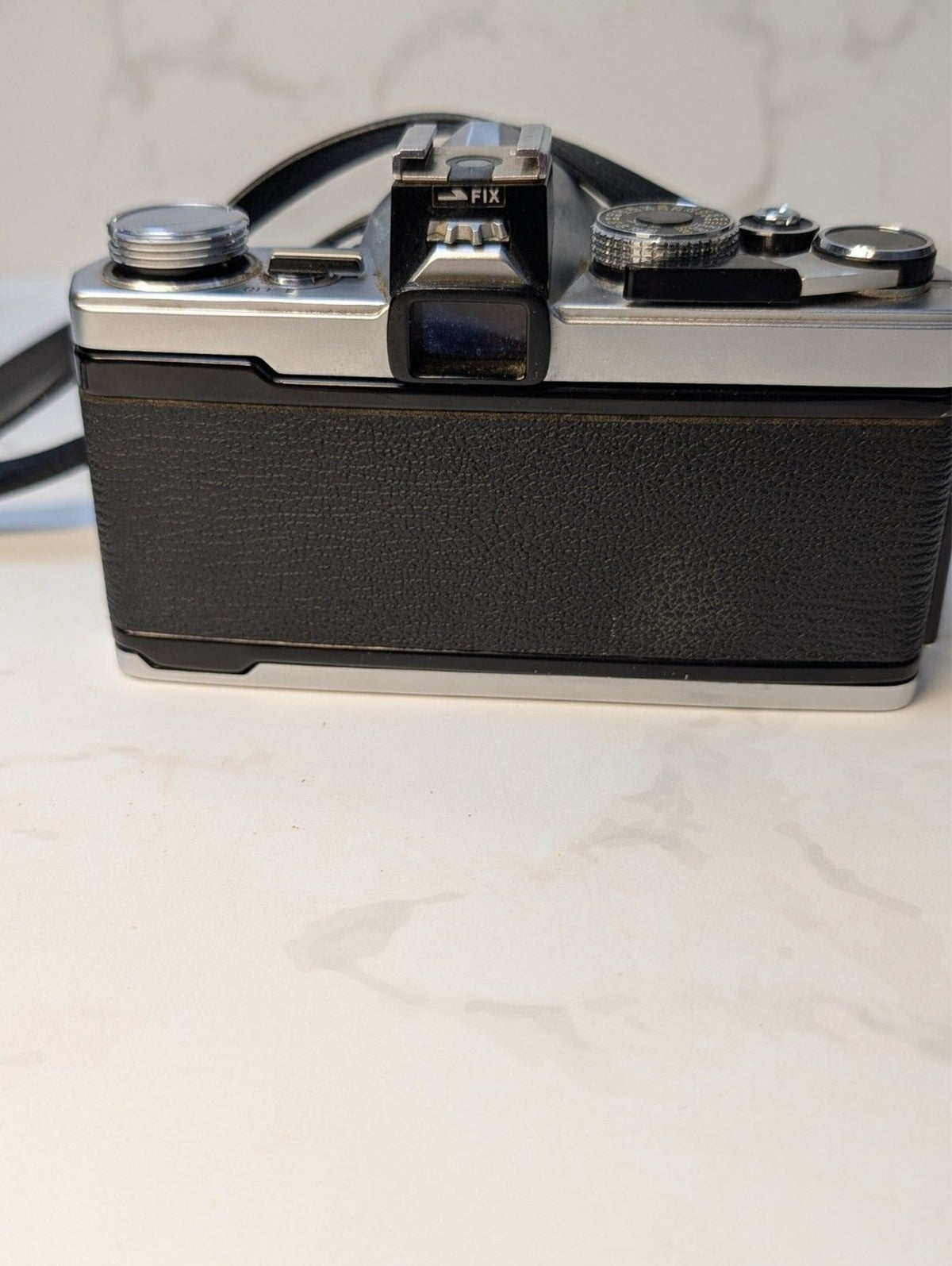Olympus OM-1 MD 35mm SLR Film Camera Body w/ Original Case Tested Working