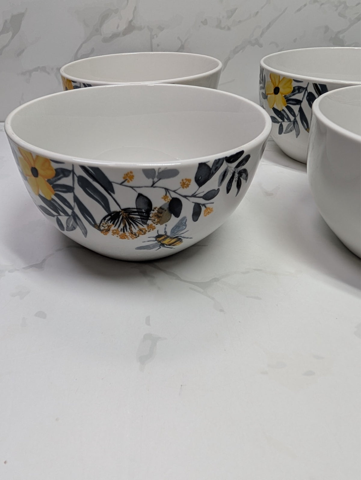 Royal Norfolk Bee Floral Cereal Bowls Set of 4 New Yellow Flowers 5.5"