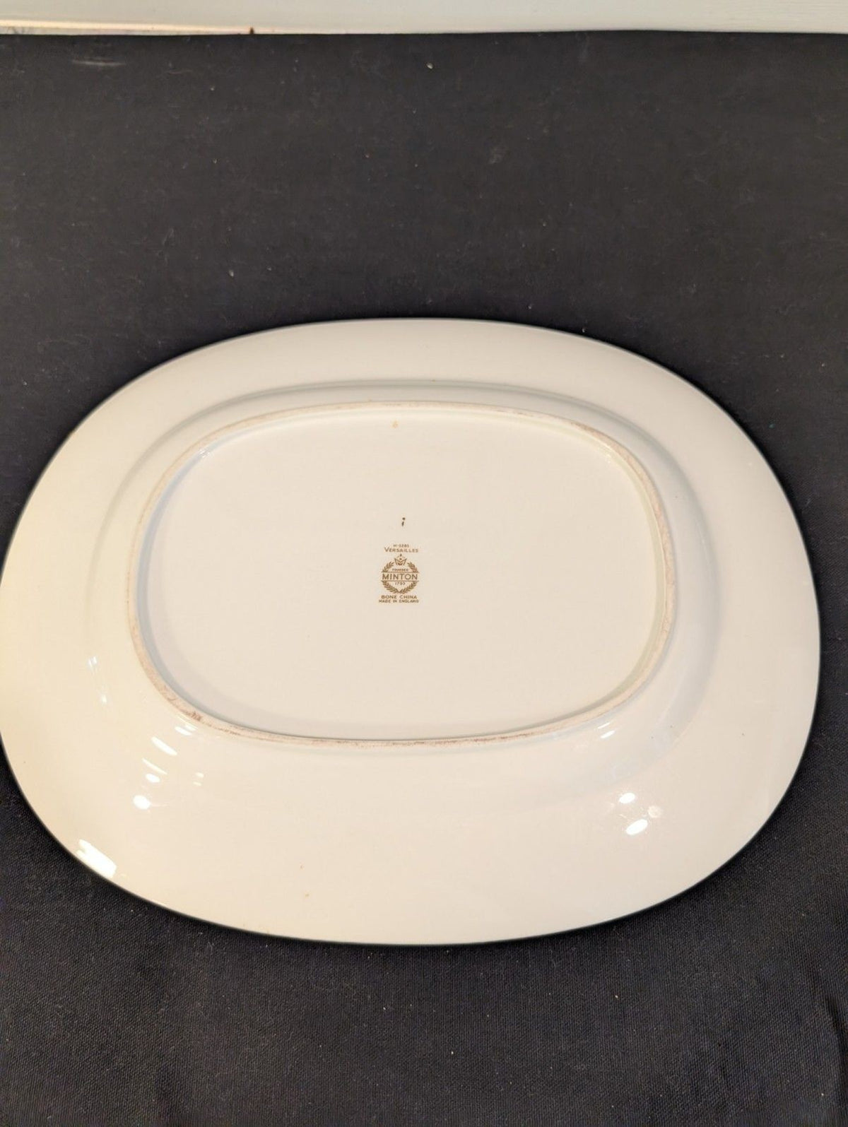 Minton Versailles 15” Oval Serving Platter – Vintage English Bone China