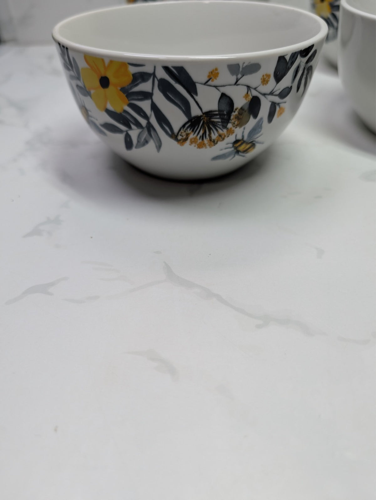 Royal Norfolk Bee Floral Cereal Bowls Set of 4 New Yellow Flowers 5.5"