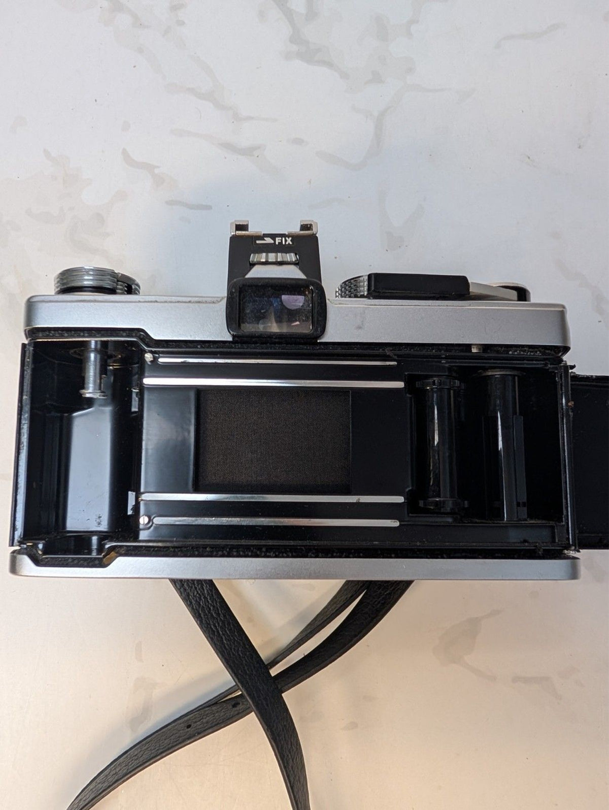 Olympus OM-1 MD 35mm SLR Film Camera Body w/ Original Case Tested Working
