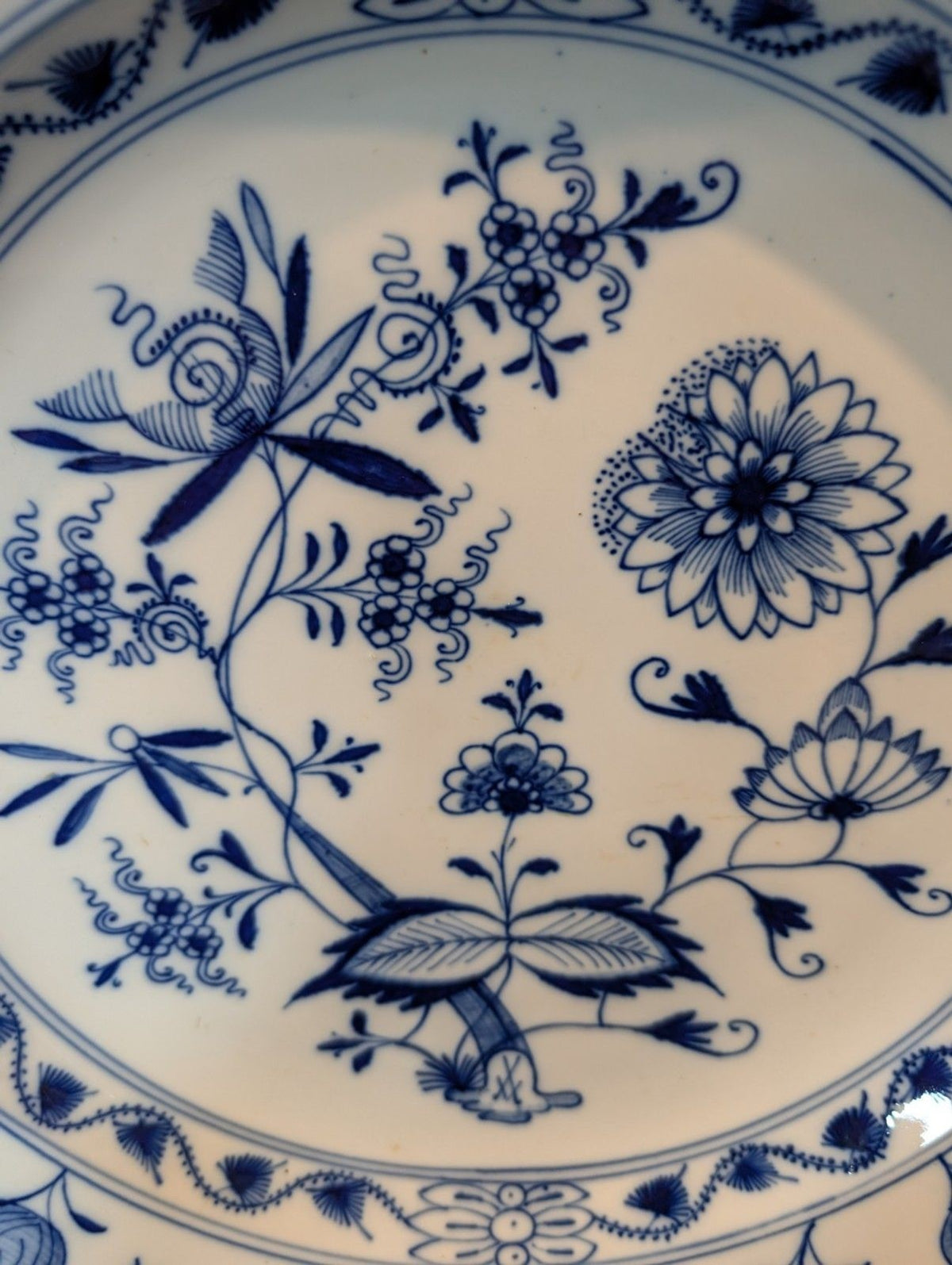 Meissen Blue Onion Gilt-Edge Serving Bowl 12.75" Late 19th Century First Quality