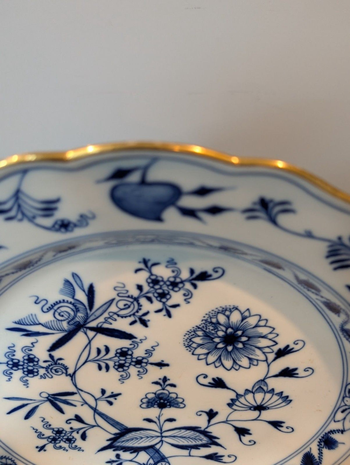 Meissen Blue Onion Gilt-Edge Serving Bowl 12.75" Late 19th Century First Quality