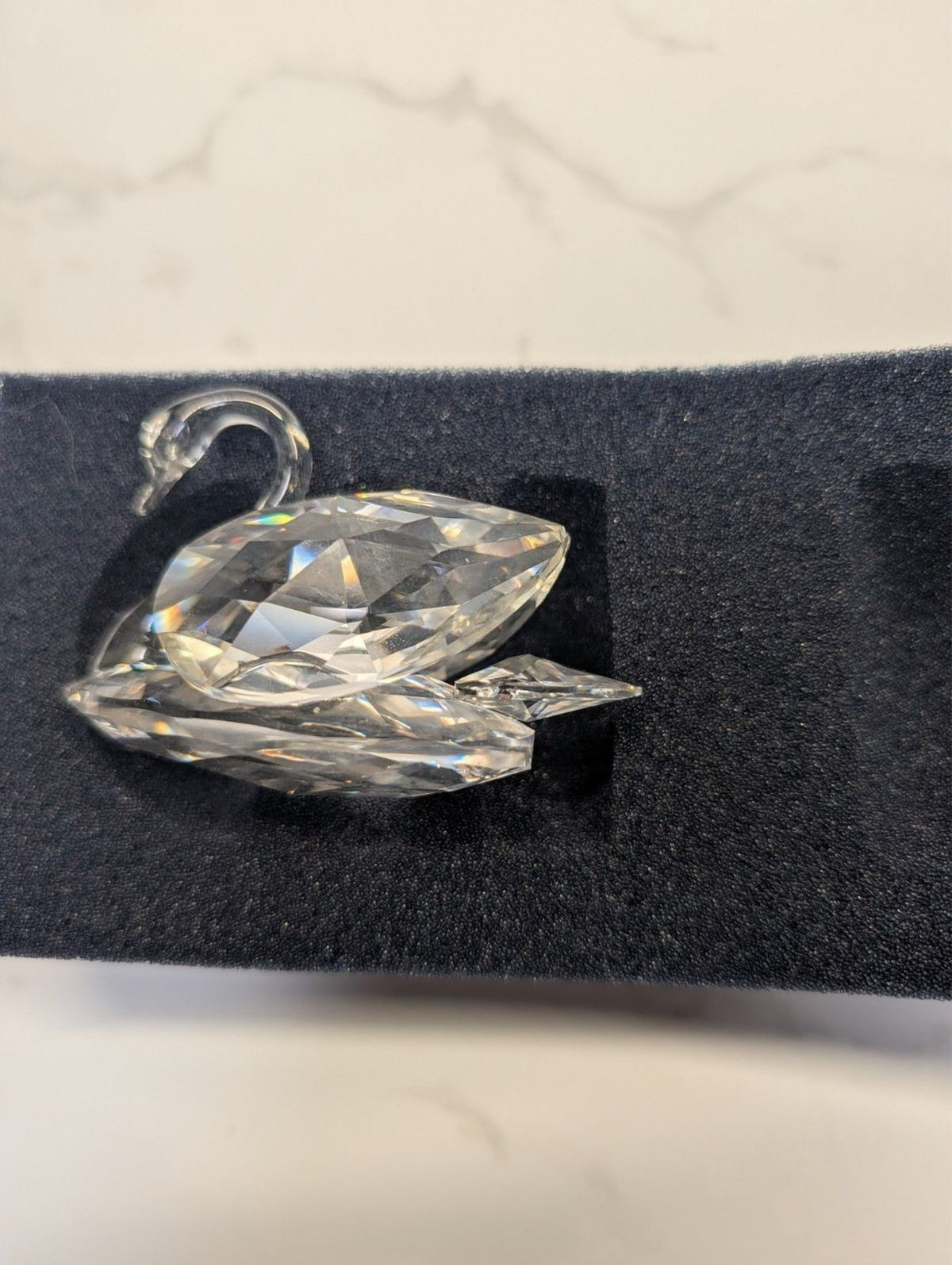 Swarovski Crystal Swan Figurine Clear Faceted w Original Box Austria Mid Size