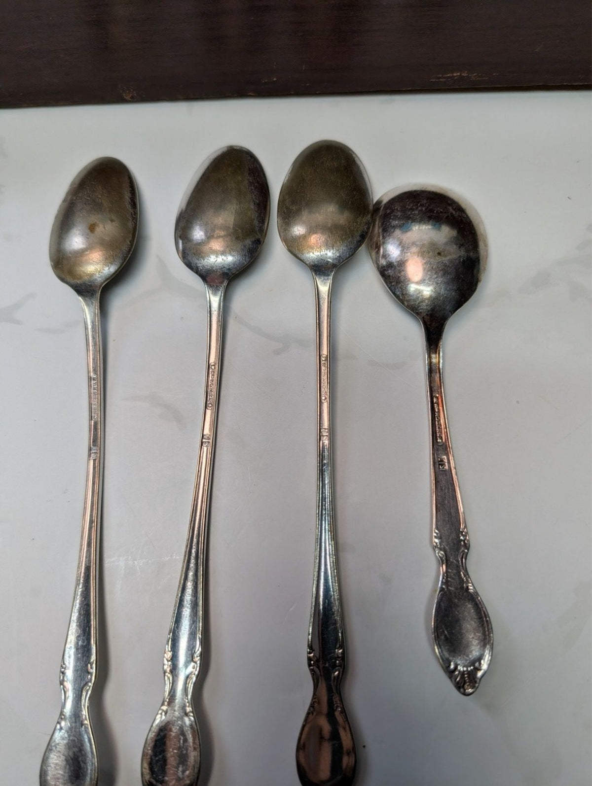 WM Rogers Precious Mirror Silverplate Flatware Set 41 Pc with Chest