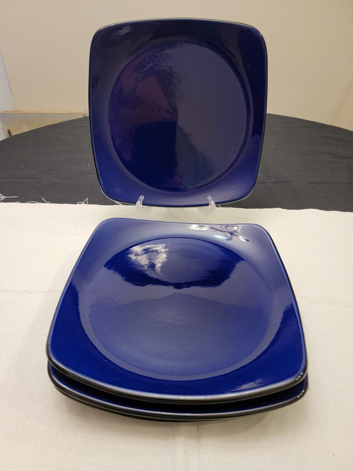 4 CORELLE HEARTHSTONE Stoneware Dinner Plates Cobalt Blue Black Square