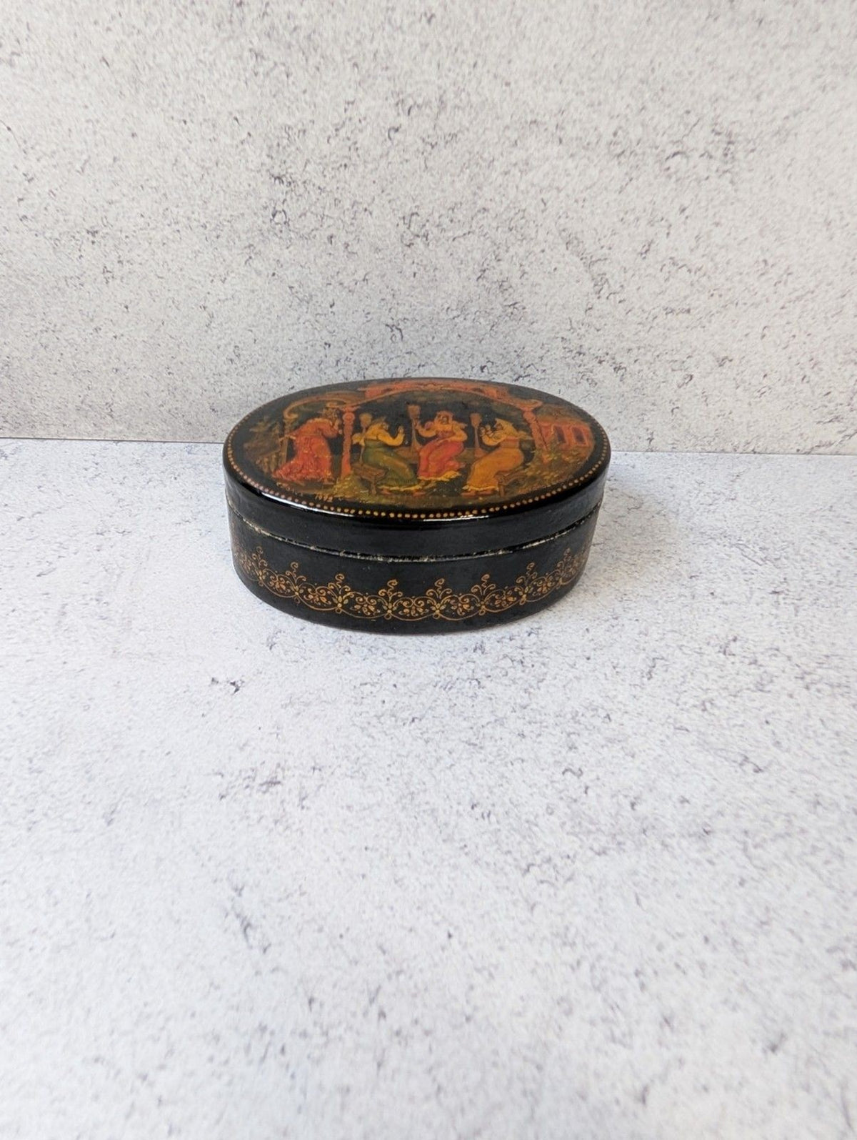 Signed Palekh Russian Lacquer Box w/ Certificate – “Maidens” by Kononova – 1992