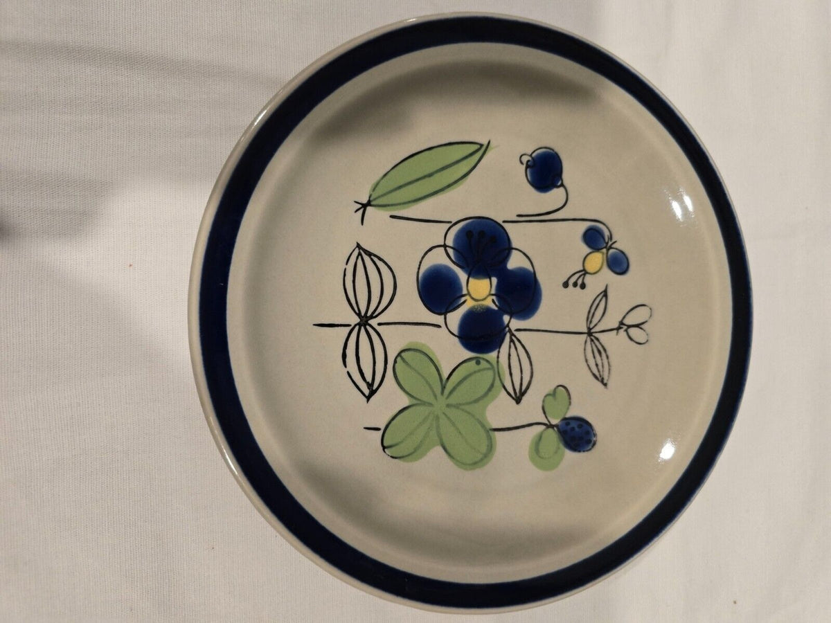 Set of 2 Quasar Petit Fleur Sy-9873R Salad Plate Stone Ware Japan Hand painted