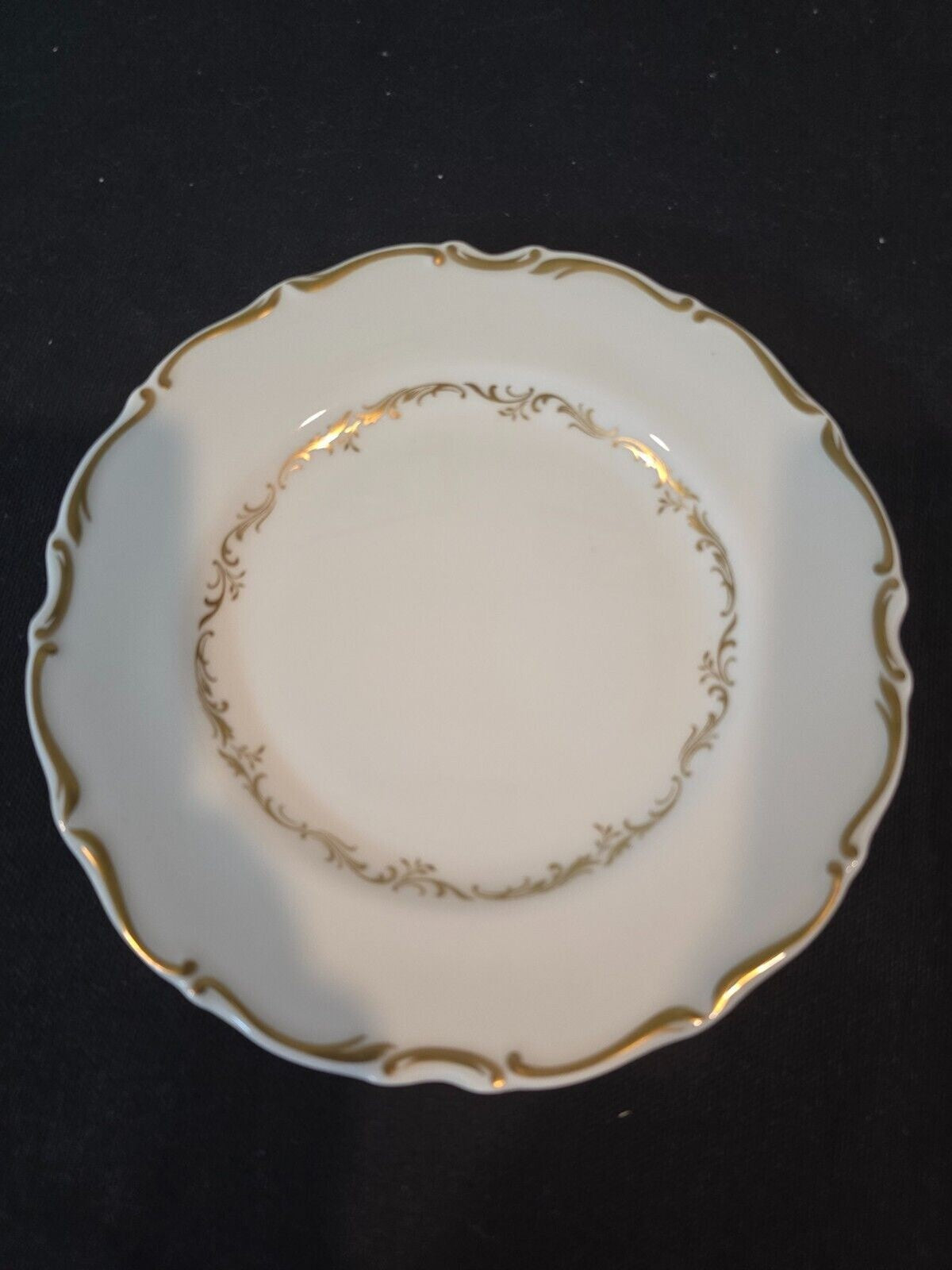 Set 4 Royal Doulton Richelieu White/Gold 6.5" Bread & Butter/Dessert Plate H4957
