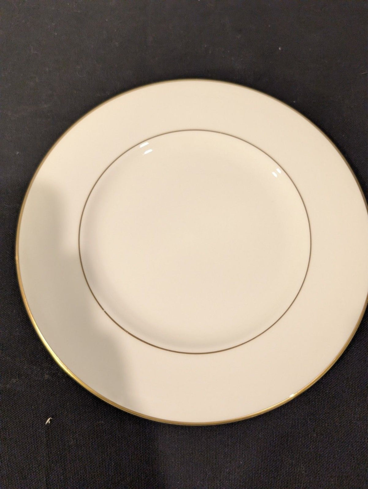 Heinrich Royal Gold Salad Plates Set of 4 – 8.75" – Villeroy & Boch W. German