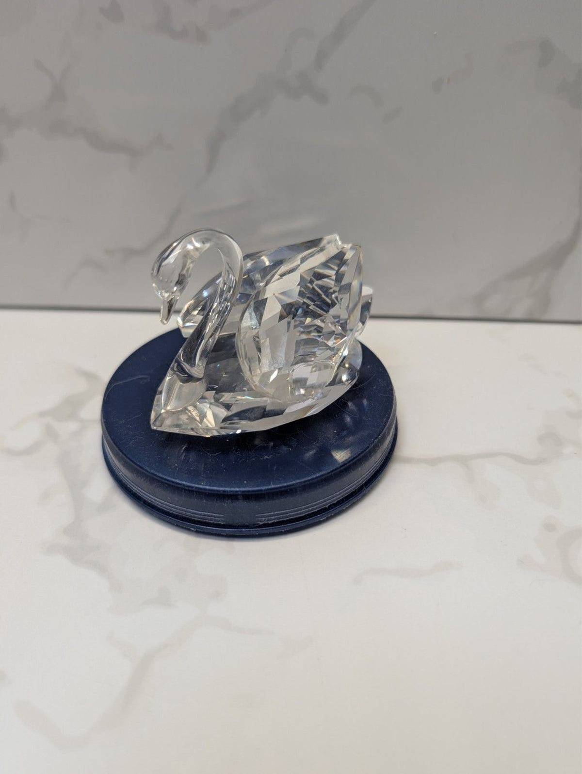 Swarovski Crystal Swan Figurine Clear Faceted w Original Box Austria Mid Size
