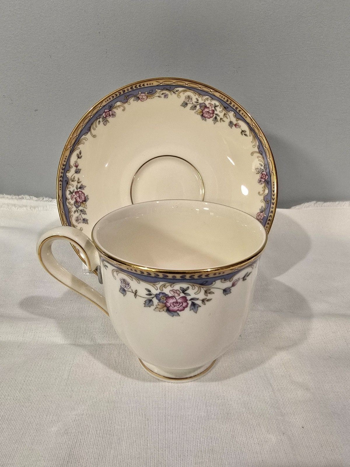 Lenox Southern Vista Cup & Saucer Set Floral Blue Gold Trim