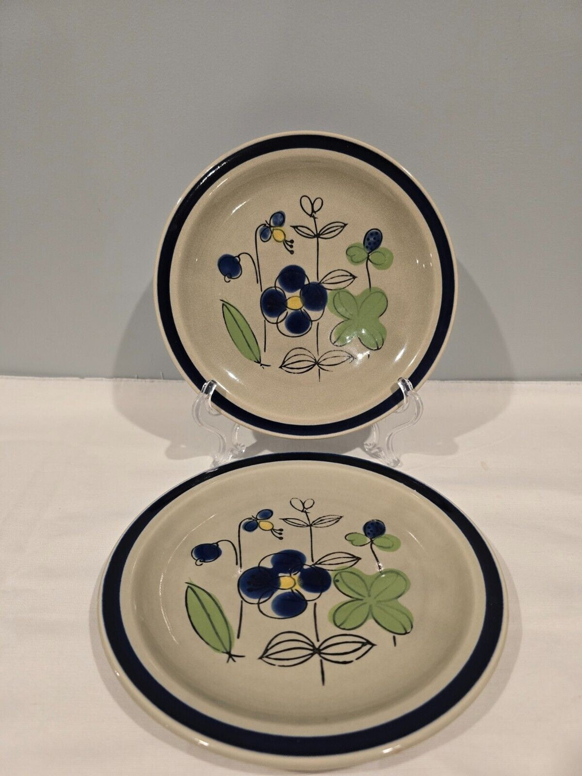 Set of 2 Quasar Petit Fleur Sy-9873R Salad Plate Stone Ware Japan Hand painted