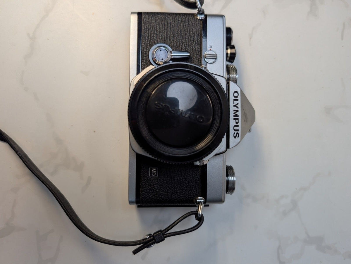 Olympus OM-1 MD 35mm SLR Film Camera Body w/ Original Case Tested Working