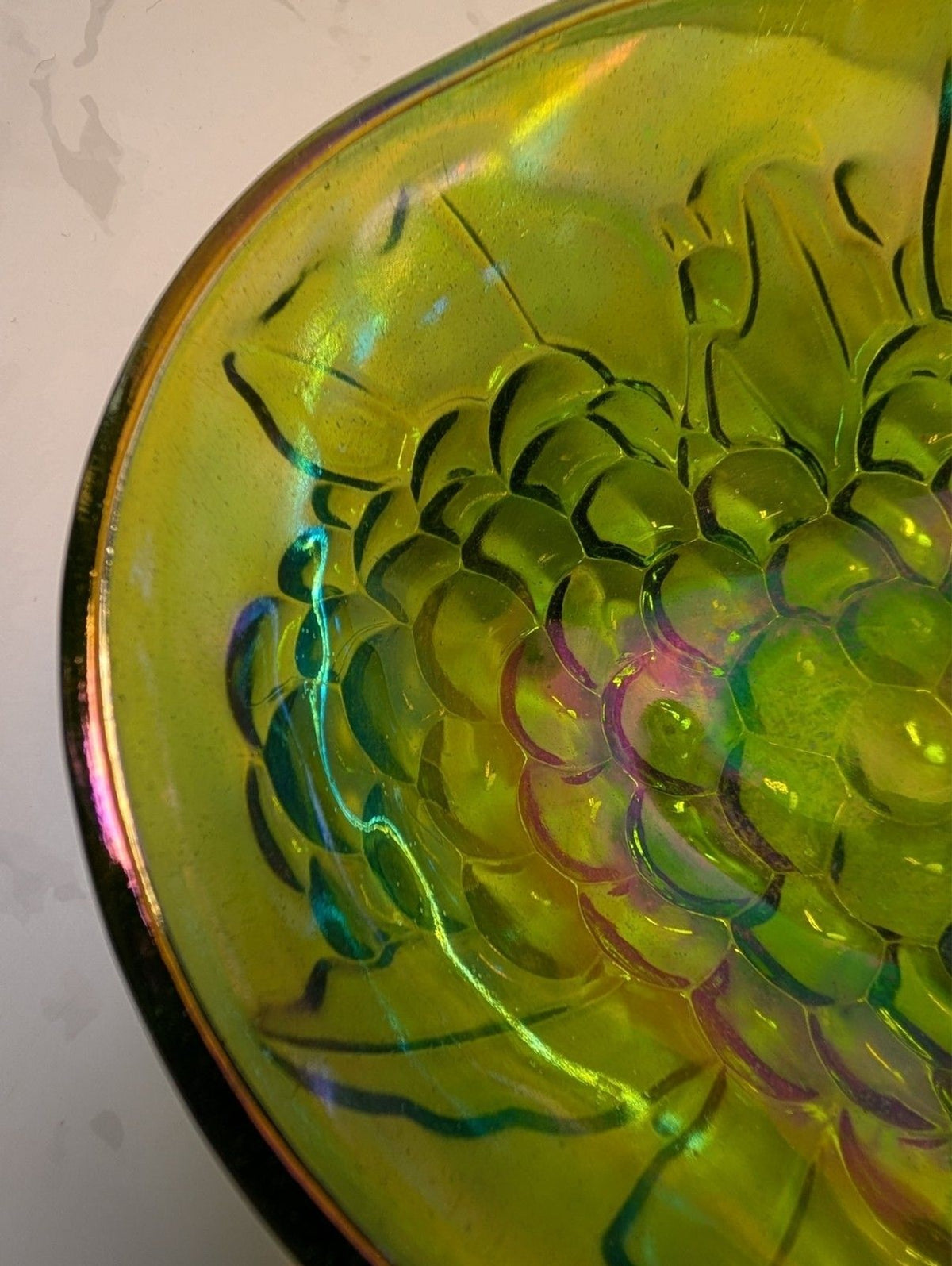 Indiana Glass Harvest Grape Olive Green Carnival Glass Leaf Candy Dish Bowl