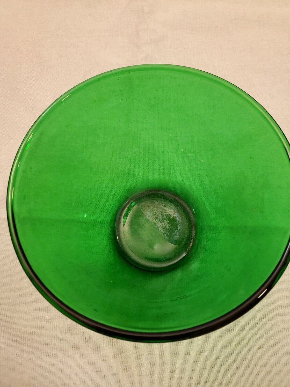 Anchor Hocking Green Splash-proof Bowls Set Of 2, 5.5" wide x 4" tall.