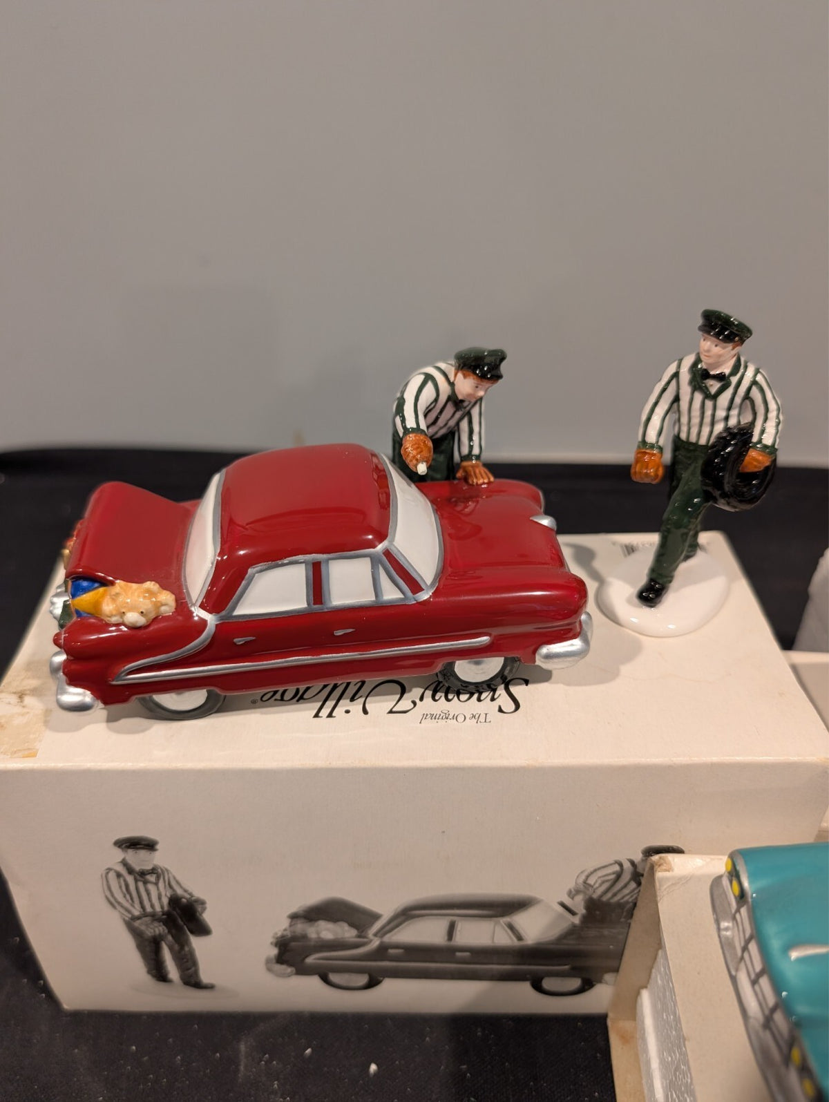 Dept 56 Snow Village Classic Cars Lot of 3 Sets + Service With a Smile