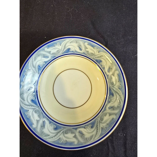 Royal Doulton The Tewkesbury Dessert Bowl Plate(s) ~bone china~England-H4811