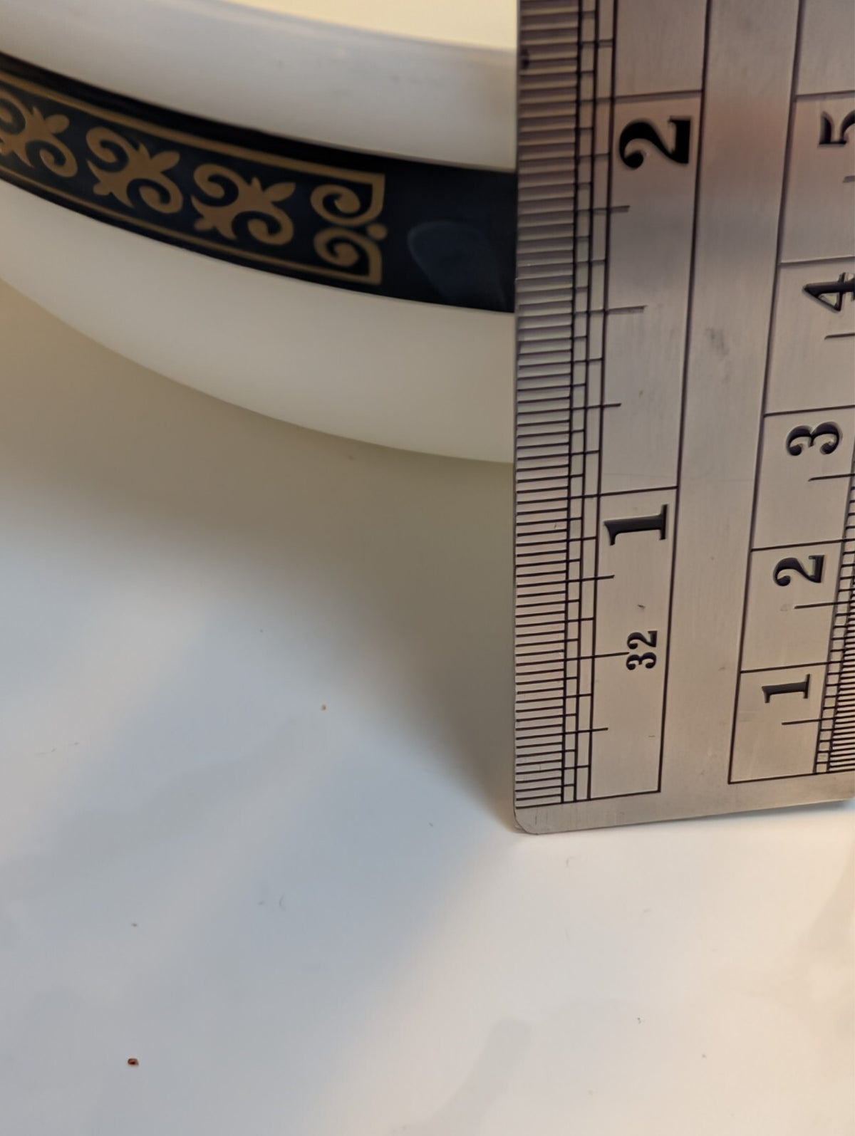 Pyrex Tableware by Corning Soup/Cereal Bowl Pyrex Ebony / Fleur-de-Lis Pattern