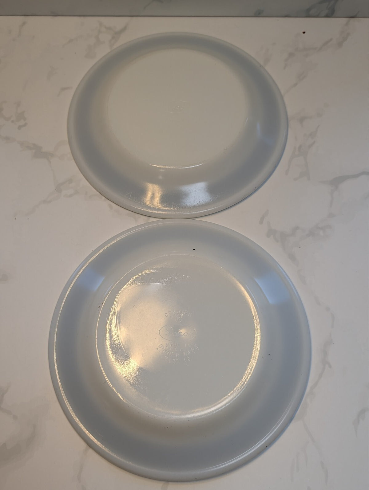 Pyrex Tableware Corning White Milk Glass Salad Plate Ebony Fleur-de-Lis 704-22