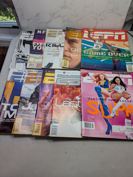 Lot of 10 Vintage ESPN The Magazine Issues 1998-2000 Shaq Jeter Manning Duncan