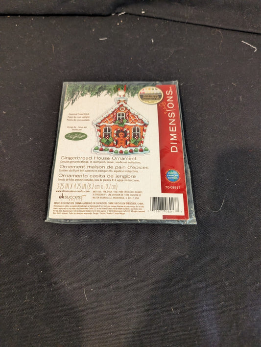 Dimensions Gingerbread House Ornament Kit 70-08917 Susan Winget Plastic Canvas