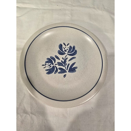 Pfaltzgraff Light Blue Stoneware Yorktown 10 1/4" Dinner Plate