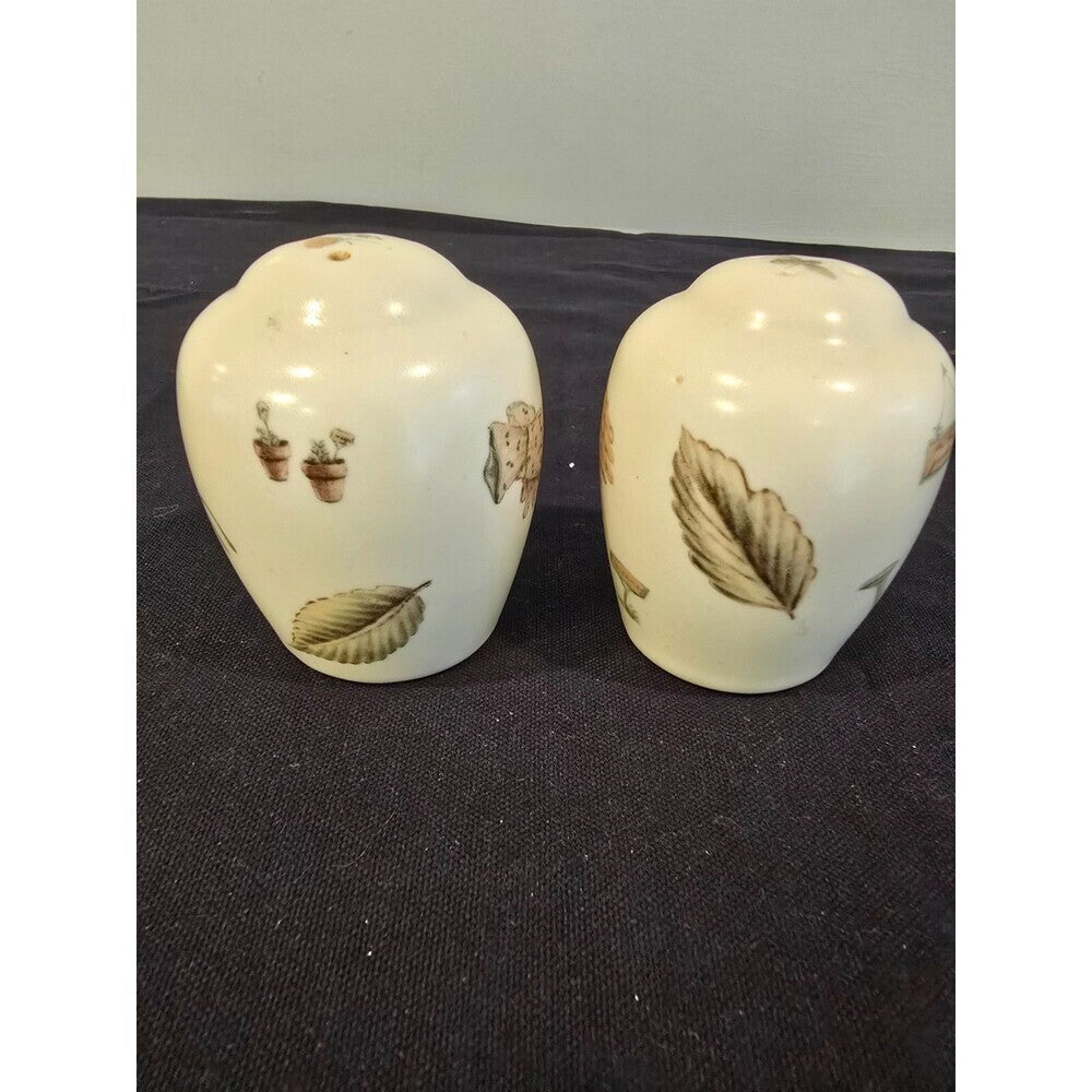 Pfaltzgraff Naturewood Salt & Pepper Shakers – Herb Print Stoneware